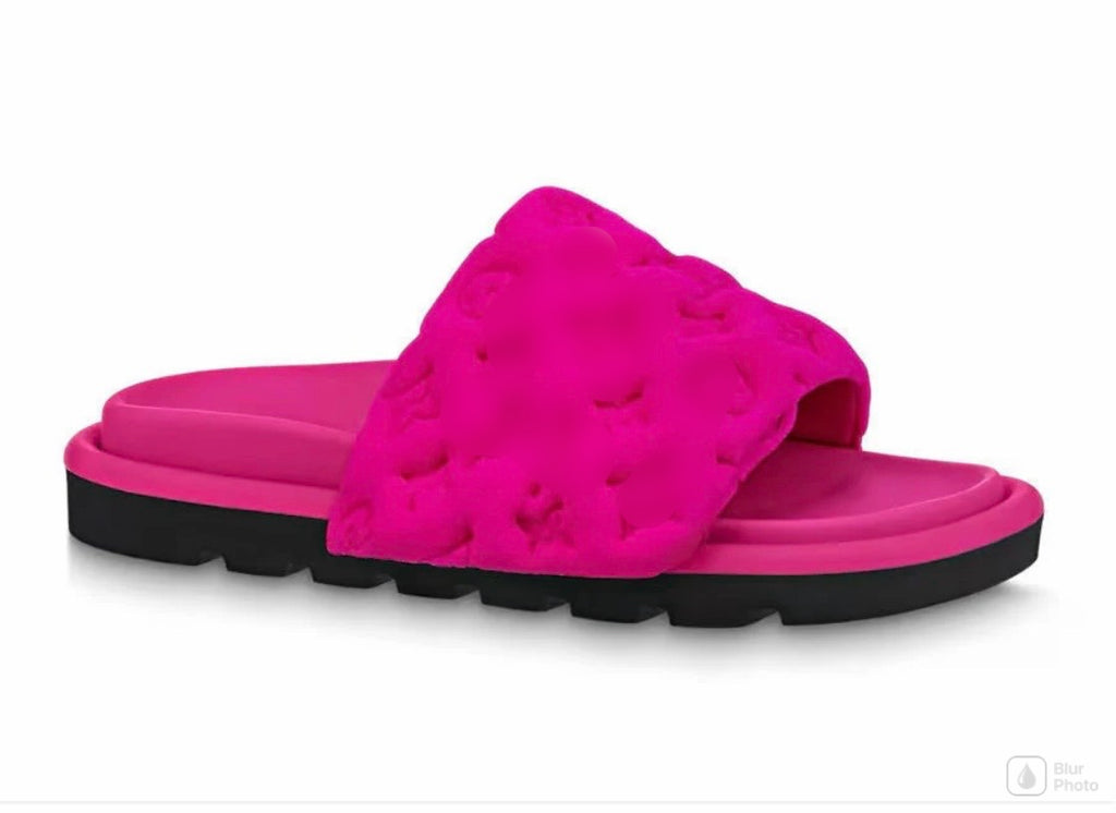lulu tufted slides
