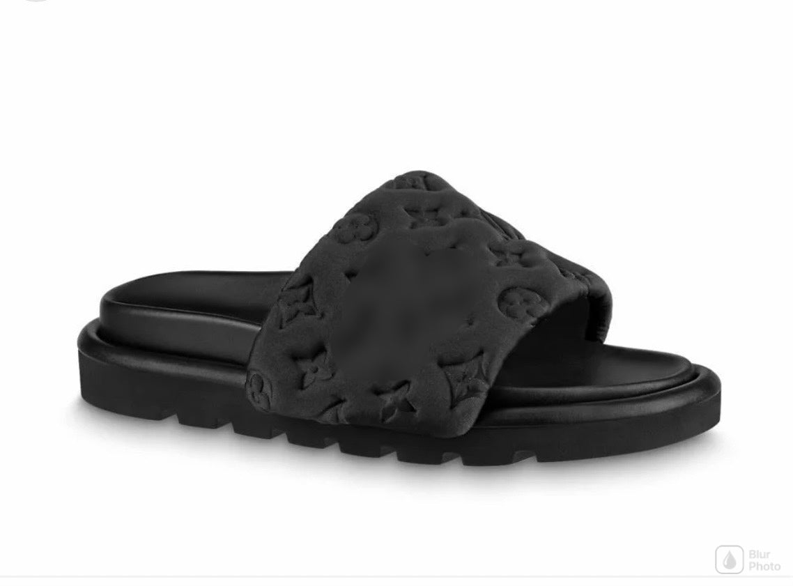 lulu tufted slides